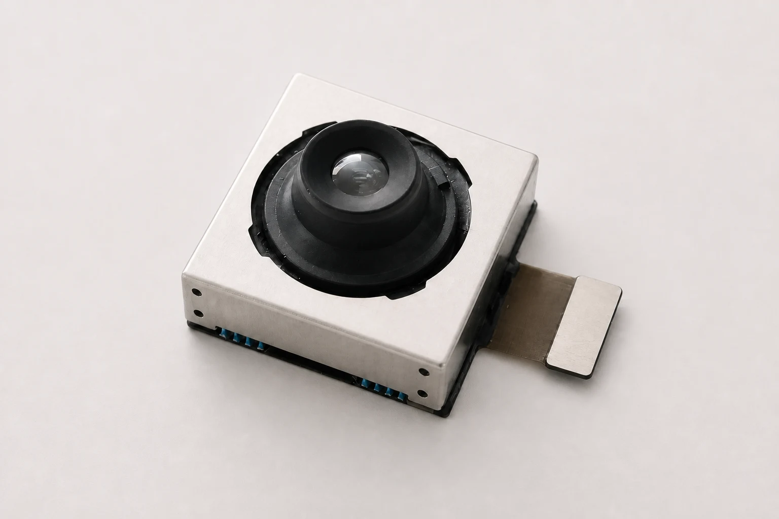 Combined OIS and autofocus actuator sample